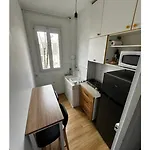 Eiffel Tower On Foot, Quiet Studio Paris 15
